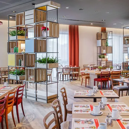 Intercityhotel Hauptbahnhof-ost Hotel