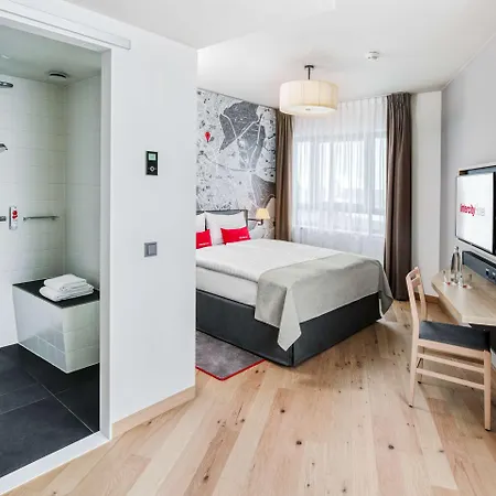 Hotel Intercityhotel Hauptbahnhof-ost 4*