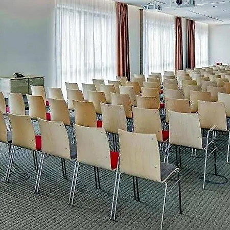 Ξενοδοχείο Intercityhotel Hauptbahnhof-ost 4*