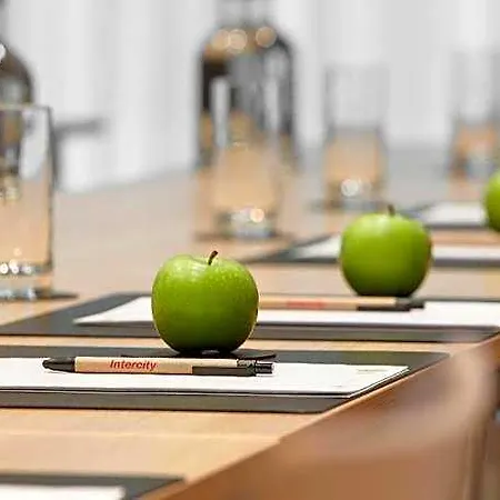 Intercityhotel Hauptbahnhof-ost 4*