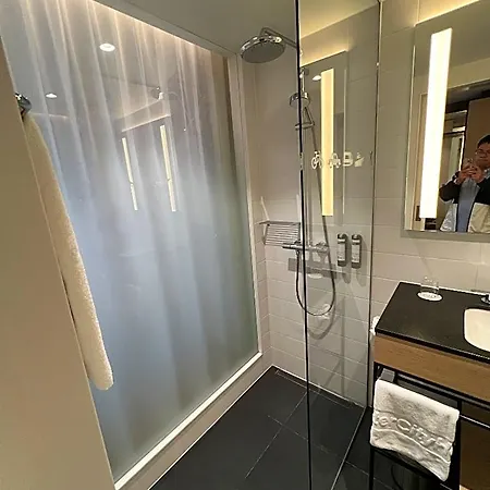 Intercityhotel Hauptbahnhof-ost Hotel 4*