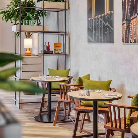 Hotel Intercityhotel Hauptbahnhof-ost 4*